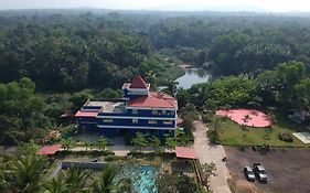 Chrisander'S Resort